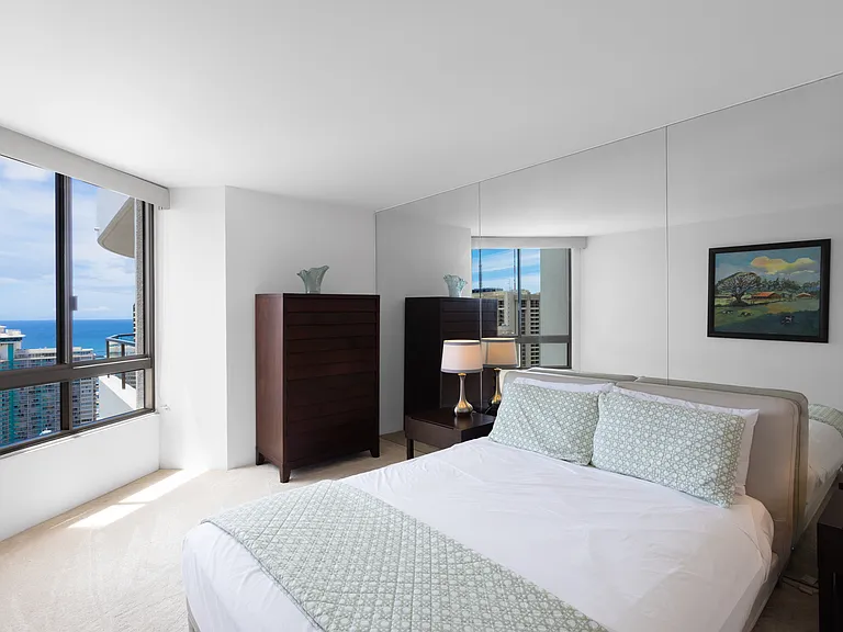 Each bedroom outfitted with Tommy Bahama bedding