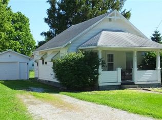 617 W Monroe Ave, Charleston, IL 61920