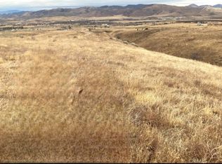 183 Siskiyou Dr, Tehachapi, CA 93561