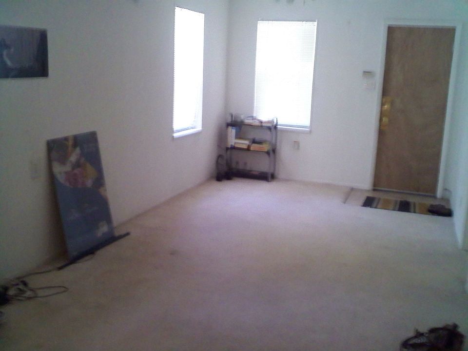 1st image of 1316 E Lambright St