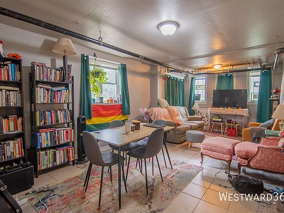 5th image of 3821 W Wrightwood Ave #G