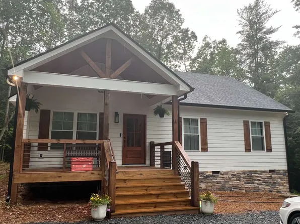 864 Timber Ridge Ln, Ellijay, GA 30540