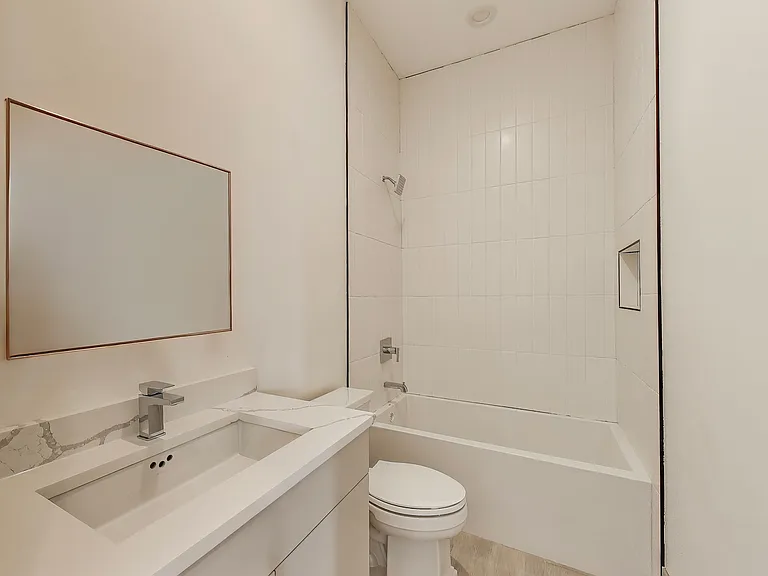 2023 N Drake Ave #3S — Photo 18