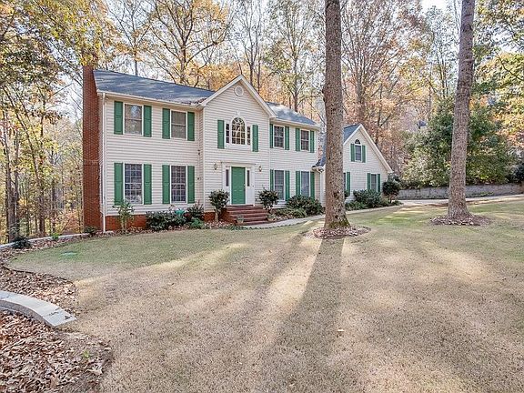 2nd image of 4530 Holly Forest Dr