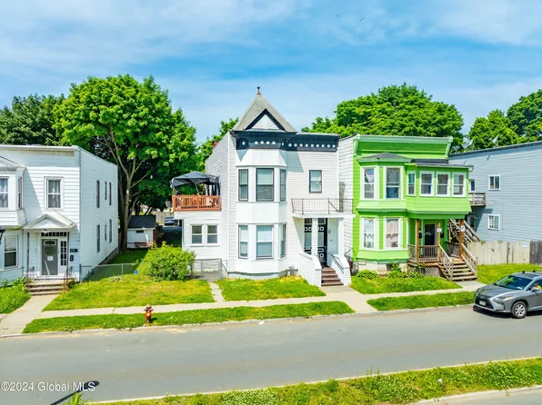 149 6th Avenue, Troy, NY 12180