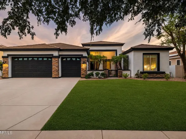 2989 E COMSTOCK Drive, Gilbert, AZ 85296