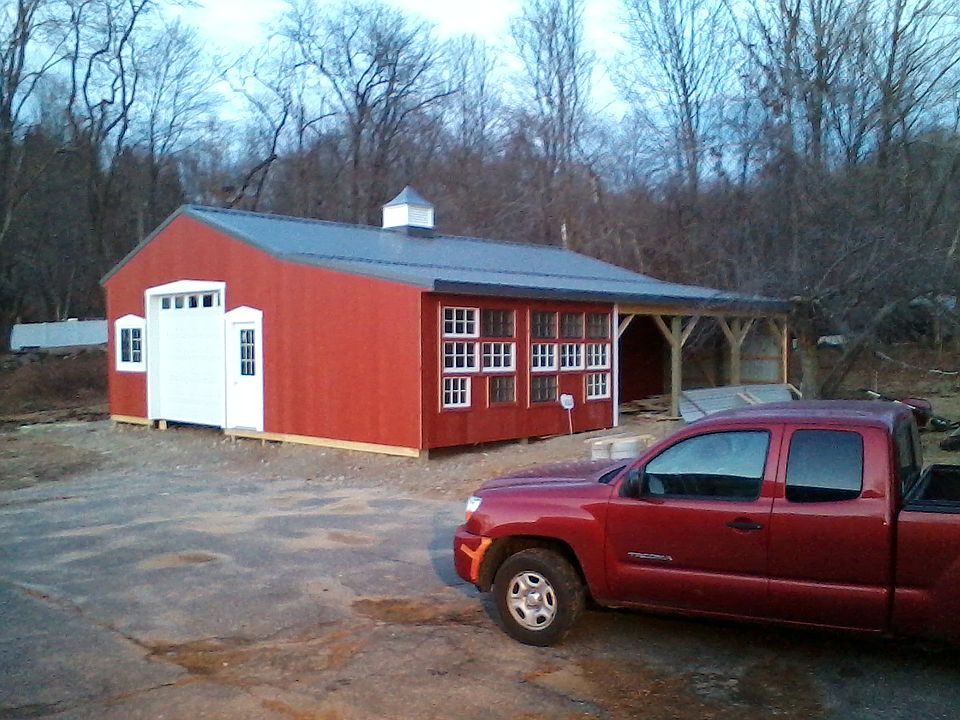 2nd image of 40 Crystal Lake Rd
