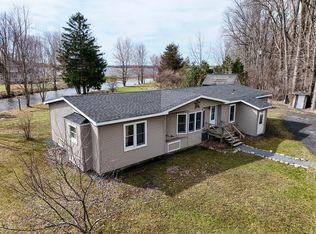 287 Canal Lane, North Hero, VT 05474