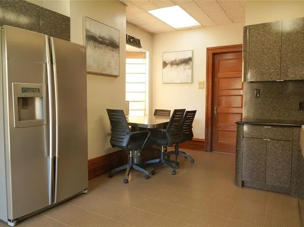 3 Beech Ct Circle image 11 of 36