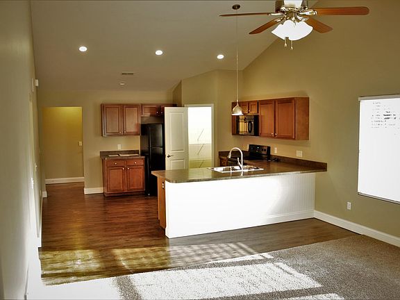 5th image of 10634 River Oak Dr