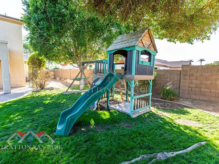14616 W Windward Ave — Photo 53