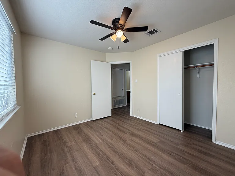 311 McCarthur Dr — Photo 21