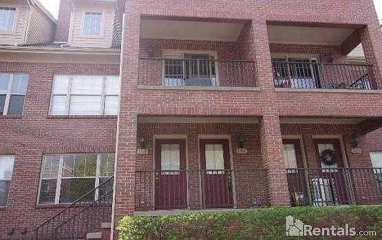 1st image of 161 Allenhurst Ave #43