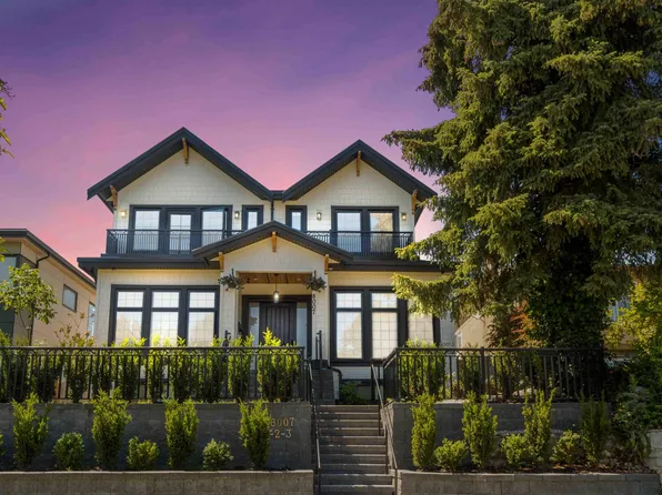 8007 Elliott St, Vancouver, BC V5S 2P3