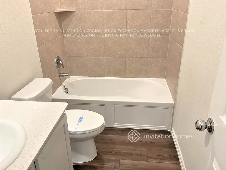605 Fitzroy Ln — Photo 13