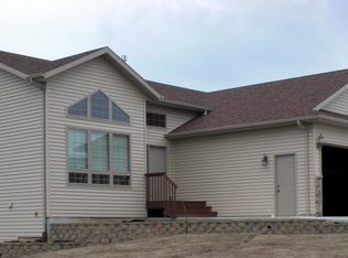2440 Pointe Loop, Bismarck, ND 58503