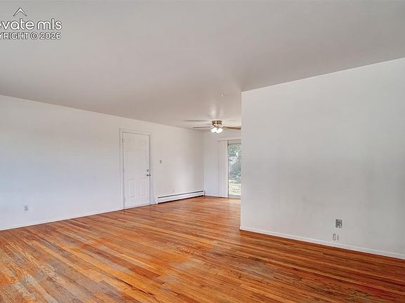 4th image of 206 Catalina Pl