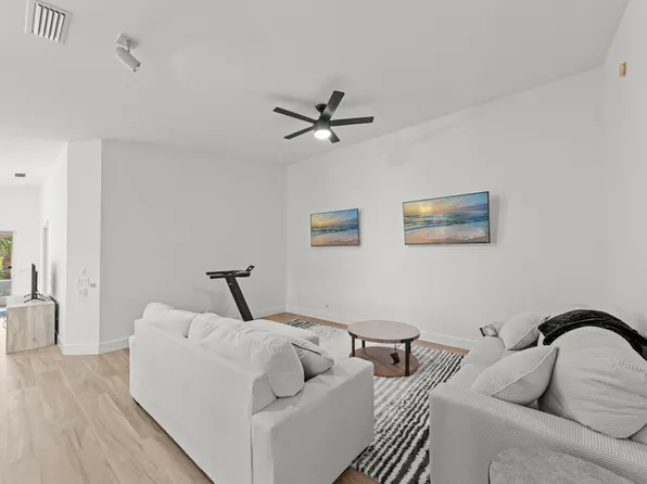 4748 San Carlo Ct, Naples, FL 34109