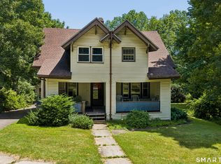 80 Golf St, Newington, CT 06111