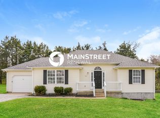361 Royal Garden Dr, Murfreesboro, TN 37130