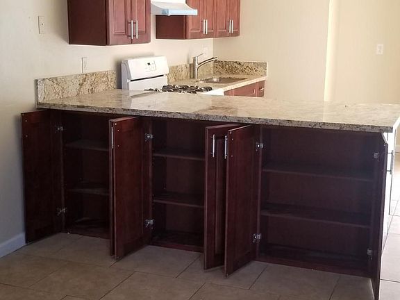 4th image of 4702 Canoga St APT 3
