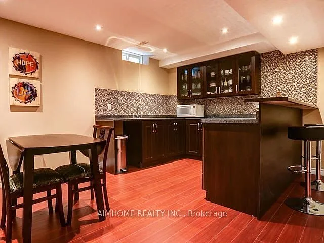69 James Parrott Ave — Photo 11