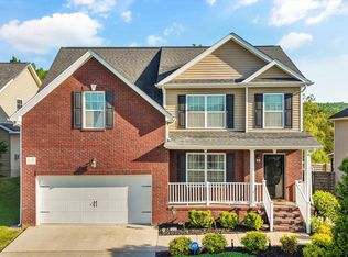 1729 Point Wood Dr, Knoxville, TN 37920