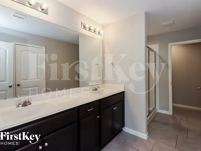 3003 Veeder Pass Ln — Photo 9