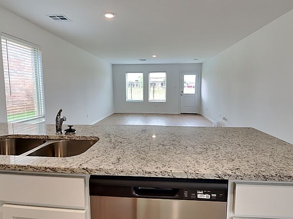 3rd image of 1832 Wolford Way