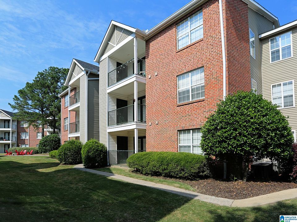 1st image of 120 15th St E APT 123