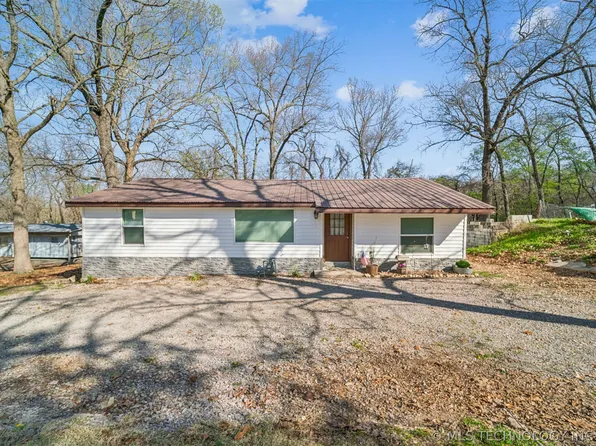 2031 Tarkington St, Tahlequah, OK 74464