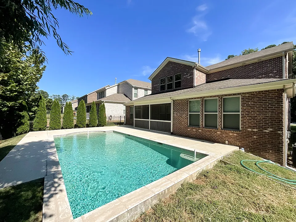 214 Smithfield Dr