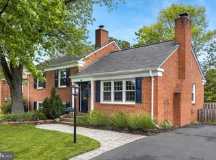 6105 Brandon Ave, Springfield, VA 22150