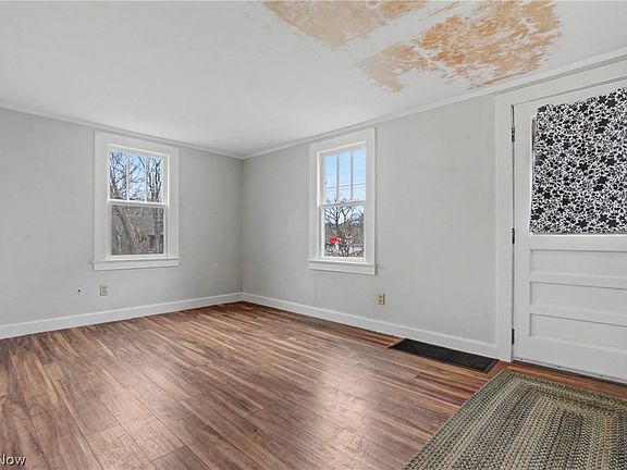 4th image of 6184 Riverview Rd
