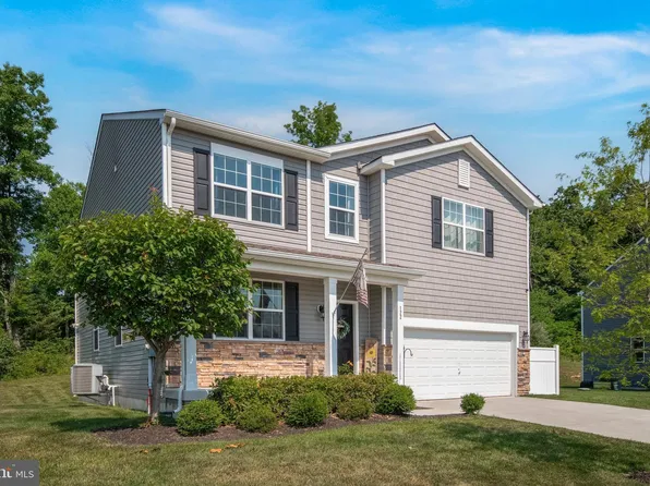 122 Snoopy Ln, Schwenksville, PA 19473