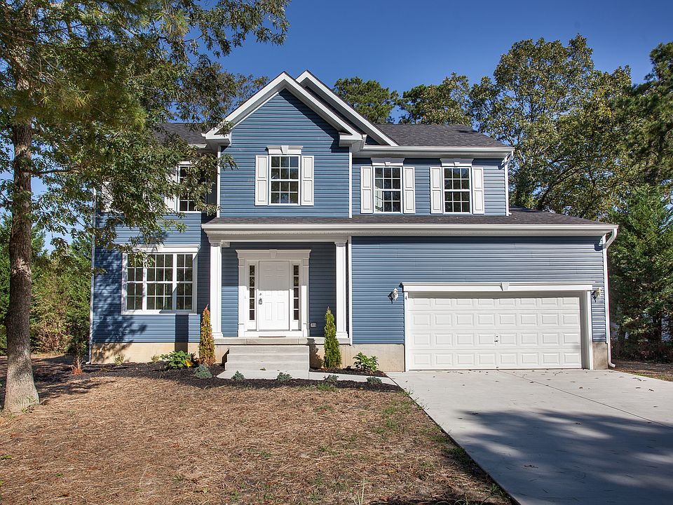 1st image of 4 Heron Ln