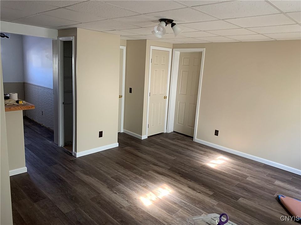 2nd image of 1110 Noyes St