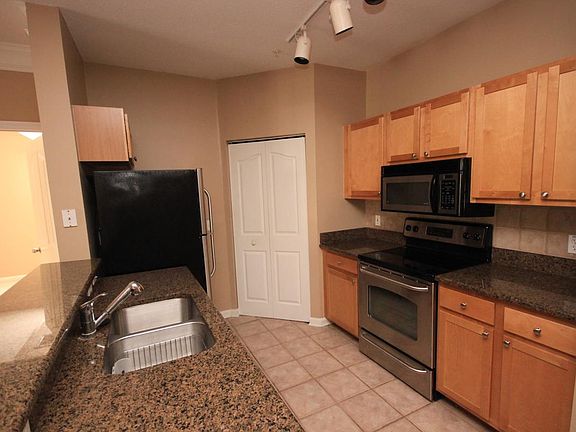 2nd image of 4207 S Dale Mabry Hwy Unit 2202