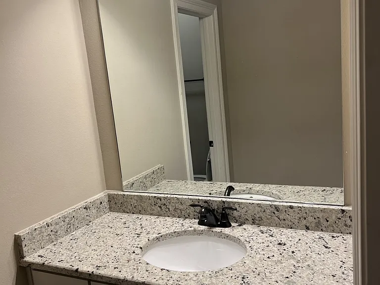 jack and jill bath for secondary bedrooms