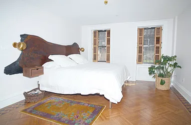 Rented by Alexander Bilu, LREB