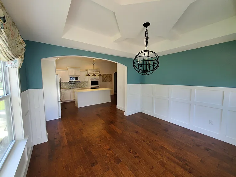 261 Woodcrest Ct — Photo 7