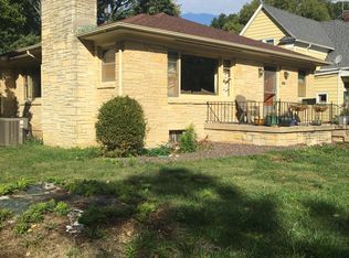 307 S Elm St, Champaign, IL 61820