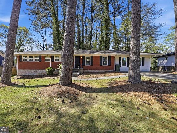 2nd image of 1939 Shepherd Cir SW