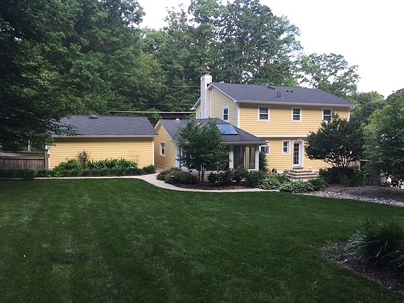 3rd image of 3413 Valewood Dr