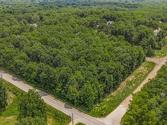 4th image of 476 County Rd