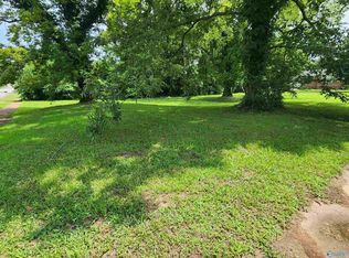 504 Somerville Rd NE, Decatur, AL 35601