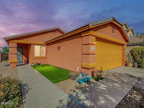 2nd image of 3939 E Agate Knoll Dr