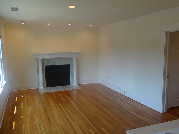 5th image of 1228 Paloma Ave