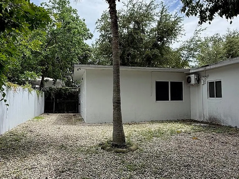 6723 NE Miami Pl #2 — Photo 10