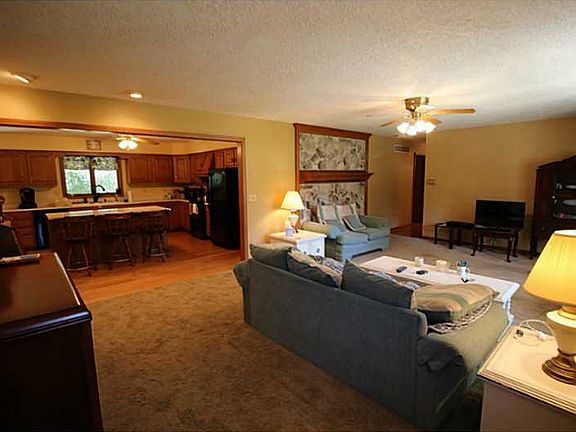3rd image of 5440 Eastnol Blvd